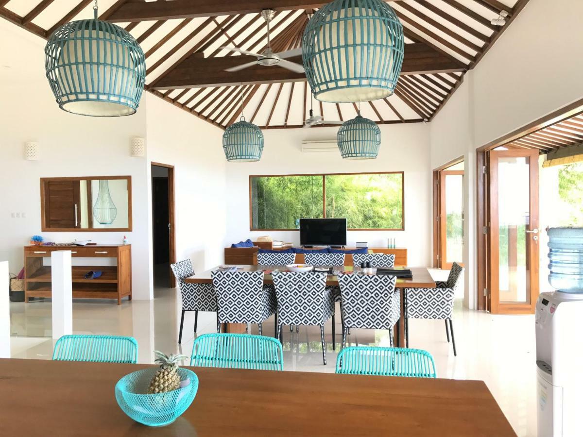 Villa Putih ロヴィーナ エクステリア 写真
